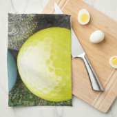 ピンク色の黄色い卵を持つバニー キッチンタオル (四つ折り)