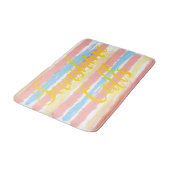 ピンク色の黄色のストライプ バスマット (アングル)