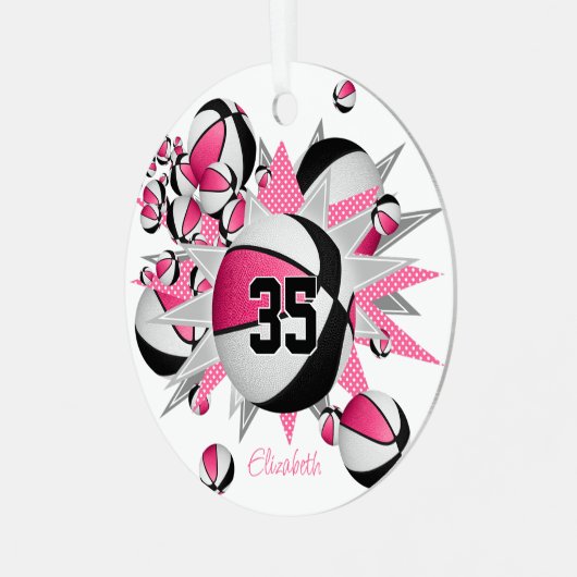 ピンク色の黒いバスケットの星の女の子は記念撮影 メタルオーナメント (正面左)