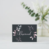 ピンク色エレガントのネイビー色フローラ プレイスカード (スタンド正面)