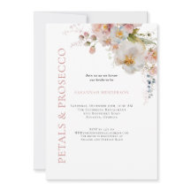 ピンク花びらとプロセッコフローラブライダルシャワー