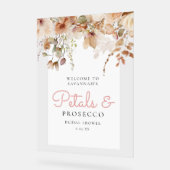 ピンク花びらとプロセッコブライダルシャワー アクリルサイン (傾斜)