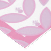 ピンク花弁波形の植物模様 テーブルクロス (アングル)
