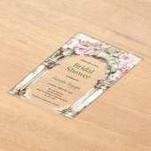 ピンク花模様アーチベージュ澄んブライダルシャワー アクリル招待状 (レイダウン)