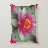 ピンク蓮の水ゆりアクセント枕 アクセントクッション (正面(垂直))
