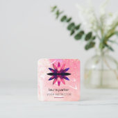 ピンク蓮の花の水の色のヨガ絵を描のホリスティック スクエア名刺 (スタンド正面)