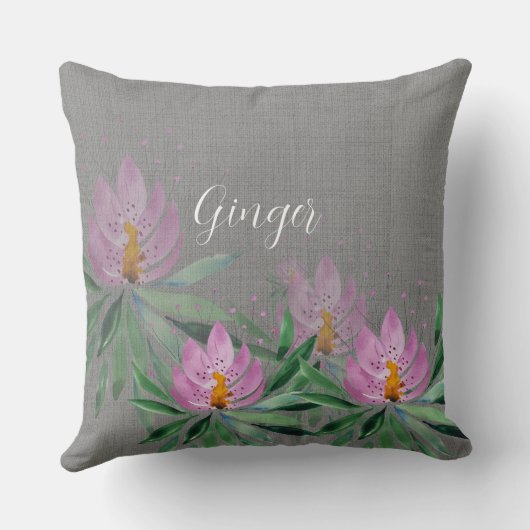 ピンク薄紫ロータスウォーターカラーアートモノグラムの クッション (裏面)