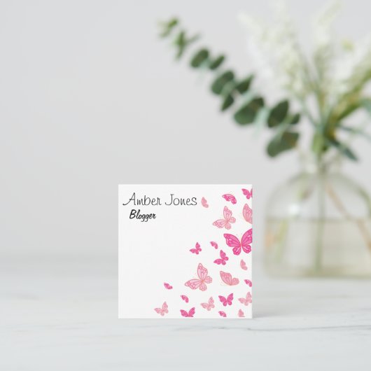 ピンク蝶ソーシャルメディアQRコード スクエア名刺 (スタンド正面)