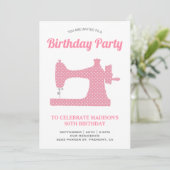 ピンク裁縫マシン誕生日パーティー 招待状 (スタンド正面)