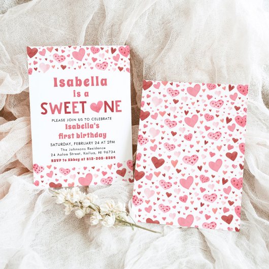 ピンク赤いハートズスイートワンバレンタインファースト誕生日 招待状