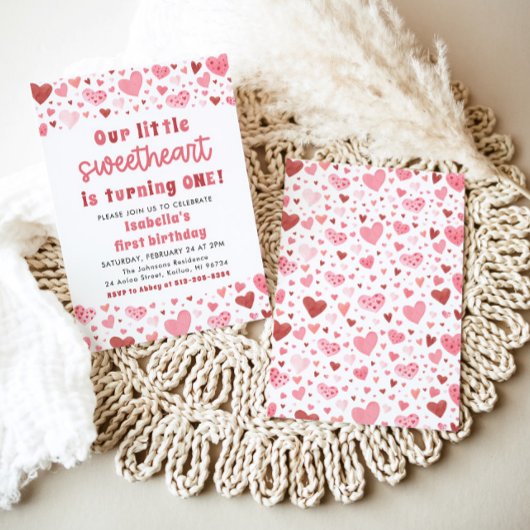 ピンク赤いハートリトルスウィートファースト誕生日 招待状