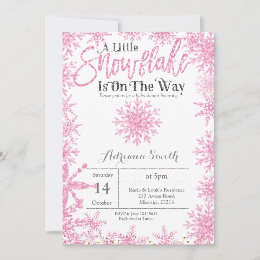 ピンク赤ちゃんのシャワーの途中に小さな雪片が出ている 招待状 (正面)