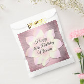 ピンク赤面ロータスフラワー誕生日 パーソナライズされた フェイバーバッグ (封をした状態)