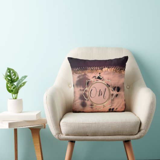 ピンク赤面絞り染めOMロータス クッション (椅子)