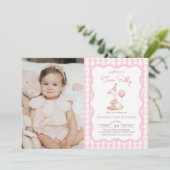 ピンク間抜けグースデイジージンガム2nd誕生日フォト 招待状 (スタンド正面)