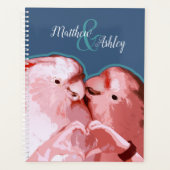 ピンク魅力的コカトゥーおもしろいハートハンズ結婚 プランナー手帳 (正面)