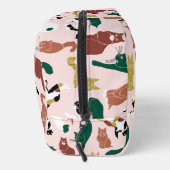 ピンク魅力的色の背景に手書き猫 ドップキット (右)