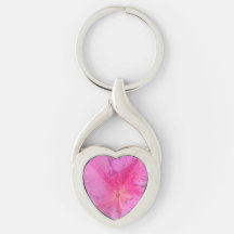 ピンク鮮やかの花ねじれたハート