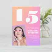 ピンク15歳の誕生日招待状のレトロ写真 招待状 (スタンド正面)