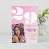 ピンク29歳の誕生日招待状レトロ写真 招待状 (スタンド正面)