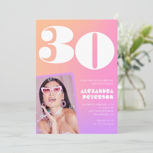 ピンク30歳の誕生日招待状レトロ写真 招待状 (スタンド正面)