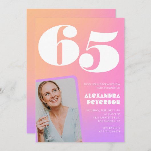 ピンク65歳の誕生日招待状のレトロ写真 招待状 (正面/裏面)