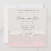 ピンク&アイボリー蝶とレースブライダルシャワー 招待状 (裏面)