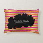 ピンク、オレンジ、フェイク金ゴールドメタリックストライプズ結婚の アクセントクッション (裏面)