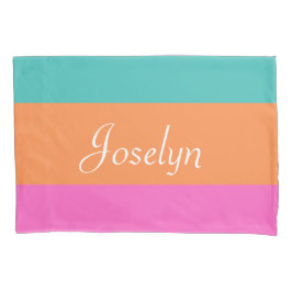 ピンク、オレンジ、ブルーストライプのモノグラム名モダン 枕カバー