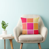 ピンク、オレンジ、黄色の正方形 クッション (椅子)