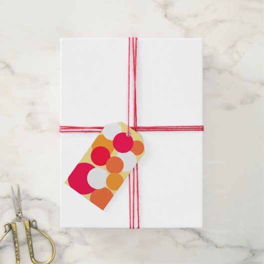 ピンク、オレンジ、黄色の水玉模様 ギフトタグ (より糸付き)