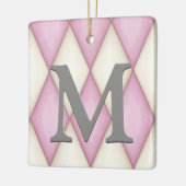 ピンク&クリームハーレクインチェックかわいらしパーソナライズされた セラミックオーナメント (左)
