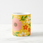 ピンク、クリーム、オレンジの花と緑の葉 コーヒーマグカップ (中央)