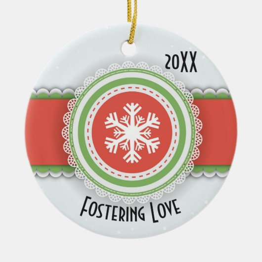 ピンク&グリーンメリークリスマス日付写真 セラミックオーナメント (正面)