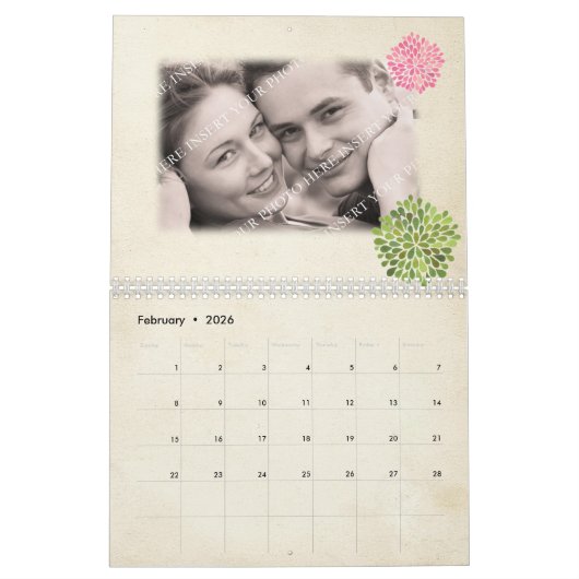 ピンク&グリーン結婚のパーソナライズされたフォトゲストブック カレンダー (2月 2026)