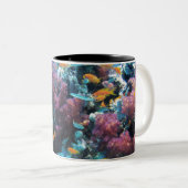ピンク・サンゴ・アンダウター ツートーンマグカップ (正面右)