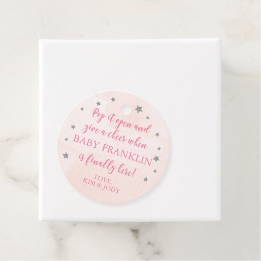 ピンク&シルバースターズポップ・アートのそれがミニシャンパンを開く フェイバータグ (インサイチュ)