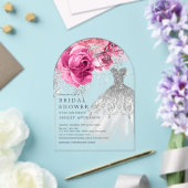 ピンク&シルバー結婚フローラのドレスブライダルシャワー アクリル招待状 (インサイチュ (ウェディング))