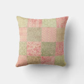ピンク、セージグリーンの花のパッチワークキルトパターン クッション (裏面)