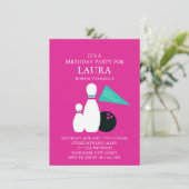 ピンク&ティール(緑がかった色)キッズボーリングパーティー誕生日招待状 招待状 (スタンド正面)