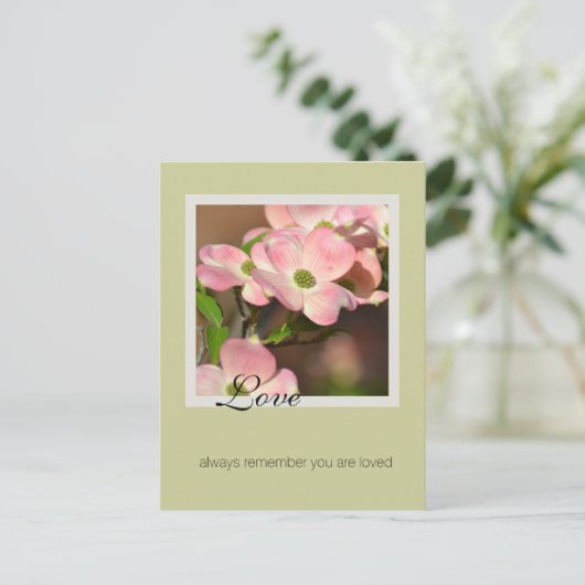 ピンク・ドッグウッド・パーソナライズされたラブ・感動的引用文 ポストカード (スタンド正面)