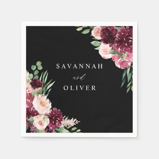 ピンク&バーガンディフローラ7名 – ブラックナプキンス スタンダードカクテルナプキン (正面)