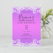 ピンク&パープルホワイトレースダーティ30 30th誕生日 招待状 (スタンド正面)