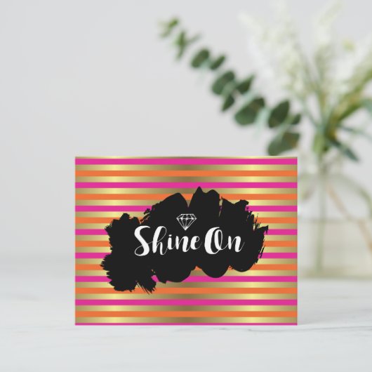 ピンク、ピンク、メタリックフェイク金ゴールドに輝ストライプく ポストカード (スタンド正面)