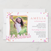 ピンク&ピーチ紙吹雪フォト子供の誕生日パーティー 招待状 (正面)