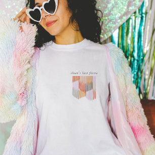 ピンク フィエスタ モダン フリンジ ブライズメイド パーティー Tシャツ