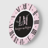 ピンク＆ブラックのボウモノグラム ラージ壁時計 (傾斜)