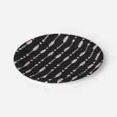 ピンク&ブラックアローズワイルドワンガールバースデーパーティー ペーパープレート (アングル)