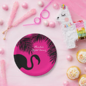 ピンク&ブラックフラミンゴ&パームバースデーパーティーカスタム ペーパープレート (パーティー)