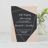 ピンク ブラック ゴールドの幾何学模様 ウェディングアニバーサリー 招待状 (スタンド正面)